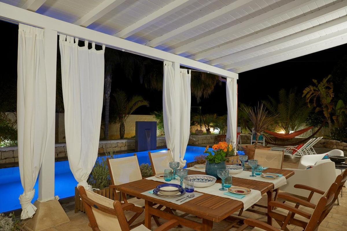 Villa Zamia Con Piscina Santa Maria Del Focallo Ngoại thất bức ảnh