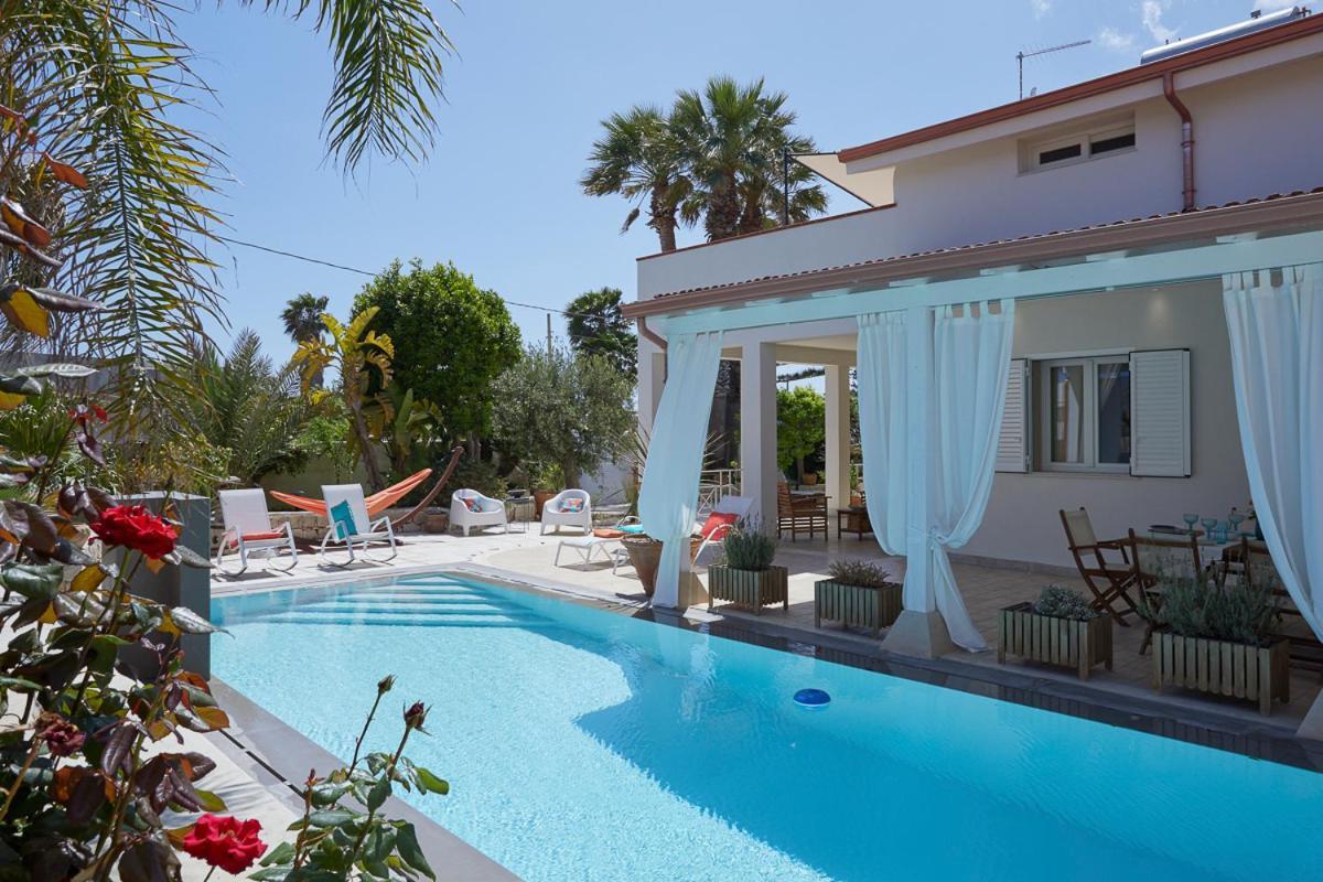 Villa Zamia Con Piscina Santa Maria Del Focallo Ngoại thất bức ảnh