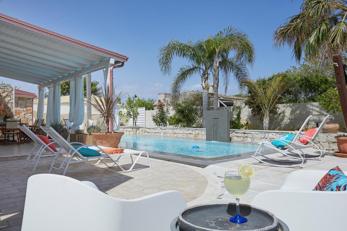 Villa Zamia Con Piscina Santa Maria Del Focallo Ngoại thất bức ảnh